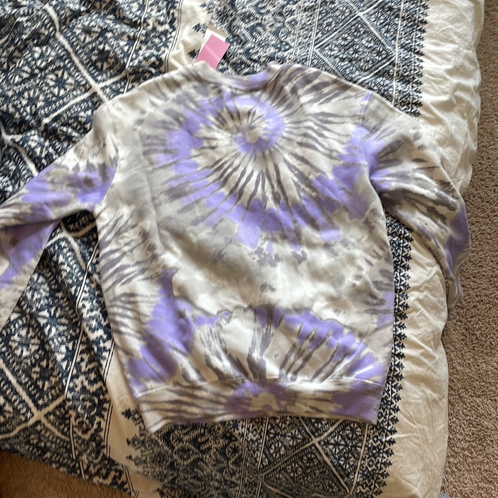 Sweatshirt - Picture 2 of 2